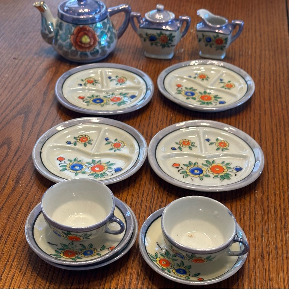 Vintage Floral Child’s Tea Set with Plates and Cups
